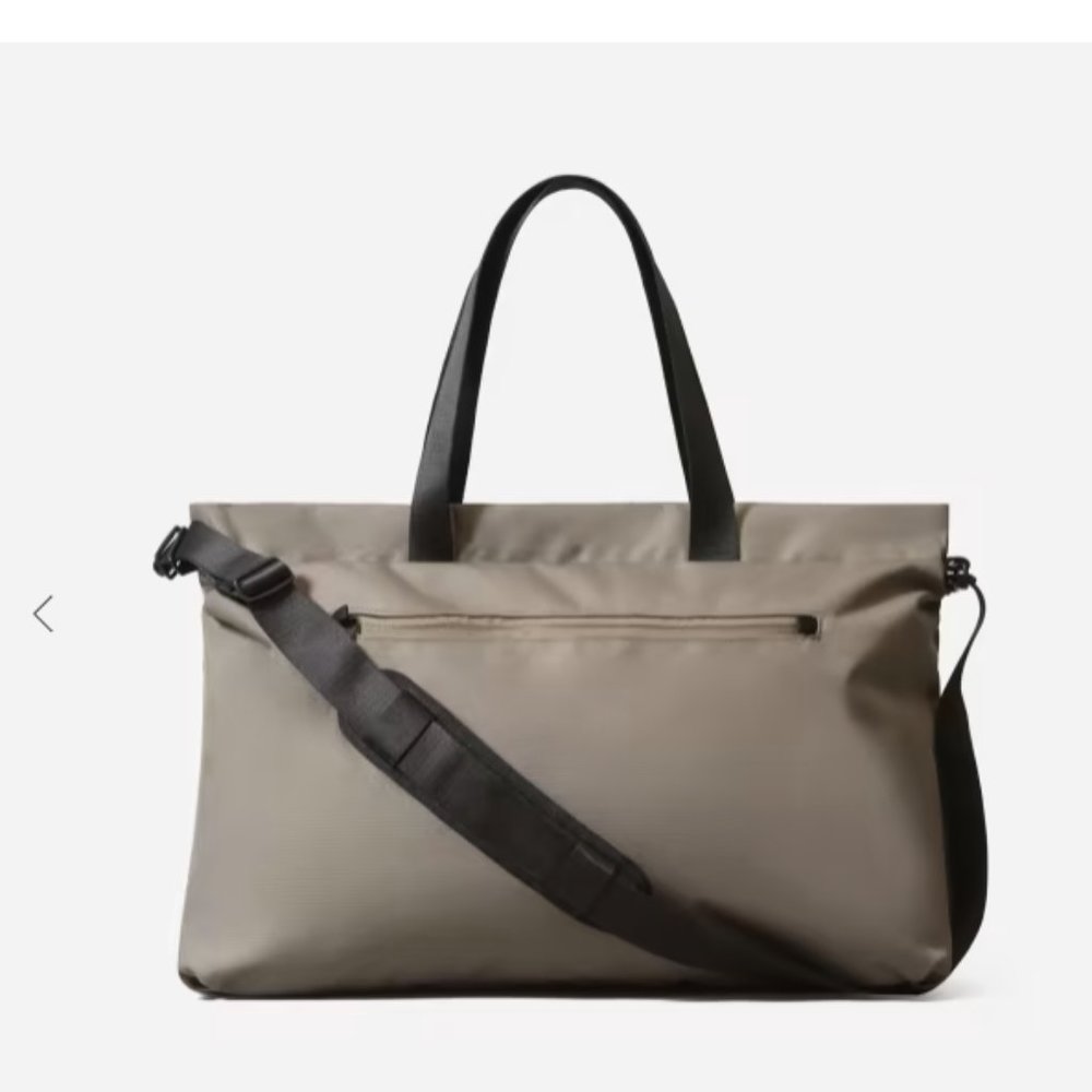Everlane Renew Transit Weekender - Warm Charcoal
